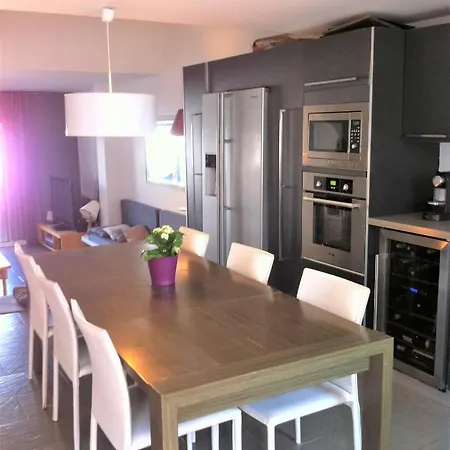 Casa Con 3 Amarre Y Wifi Ref 195