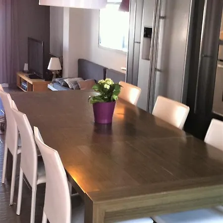 Casa Con 3 Amarre Y Wifi Ref 195