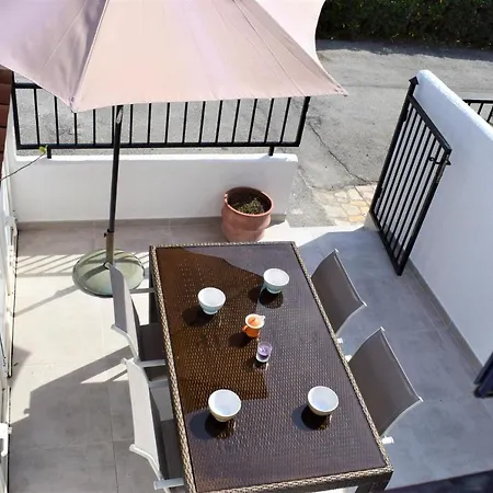 Casa Con 3 Amarre Y Wifi Ref 195