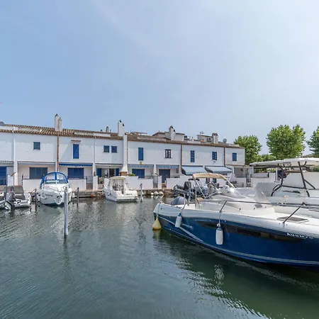 Holiday home Casa Con 3 Amarre Y Wifi Ref 195
