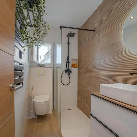 Casa Con 3 Amarre Y Wifi Ref 195 * Empuriabrava